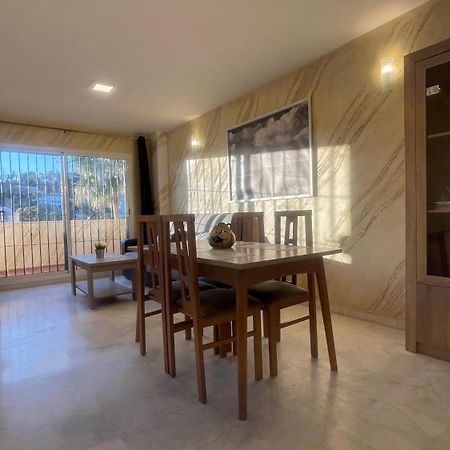 Apartamento Con Vista A La Piscina Apartman Benalmádena Kültér fotó