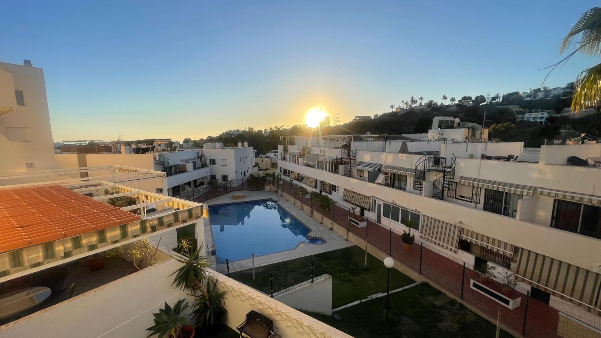 Apartamento Con Vista A La Piscina Apartman Benalmádena Kültér fotó